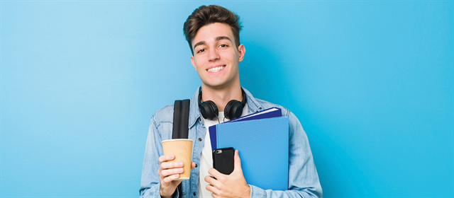 Estudios y Empleo
