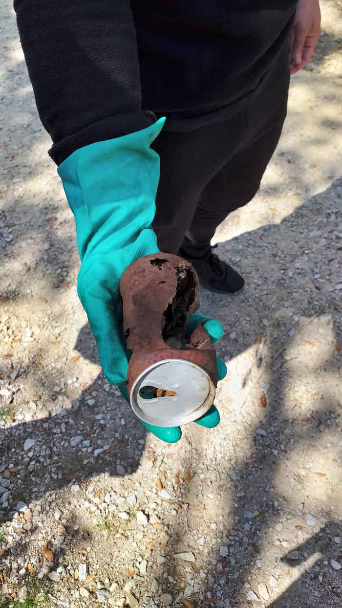 Limpieza y Ruta de Senderismo en Navalagamella Limpieza y Ruta de Senderismo en Navalagamella