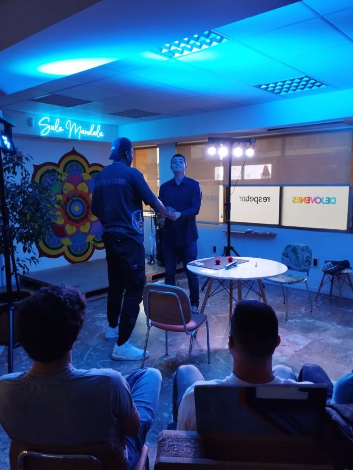 _Espectáculo de magia de Alexcardini_ _Espectáculo de magia de Alexcardini_