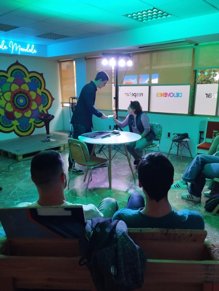 _Espectáculo de magia de Alexcardini_ _Espectáculo de magia de Alexcardini_